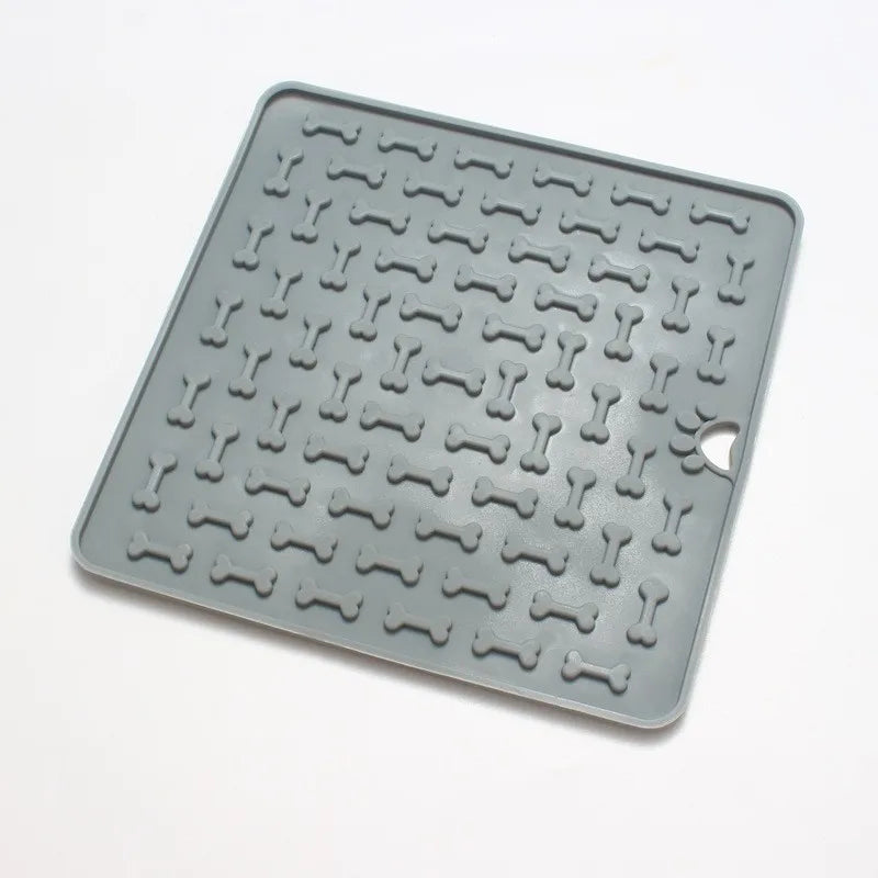 Pet Supplies Silicone Pet Licking Mat Cat Anti-choking With Slow Food Bowl Puppy Bath Distracted Licking Plate Cutlery