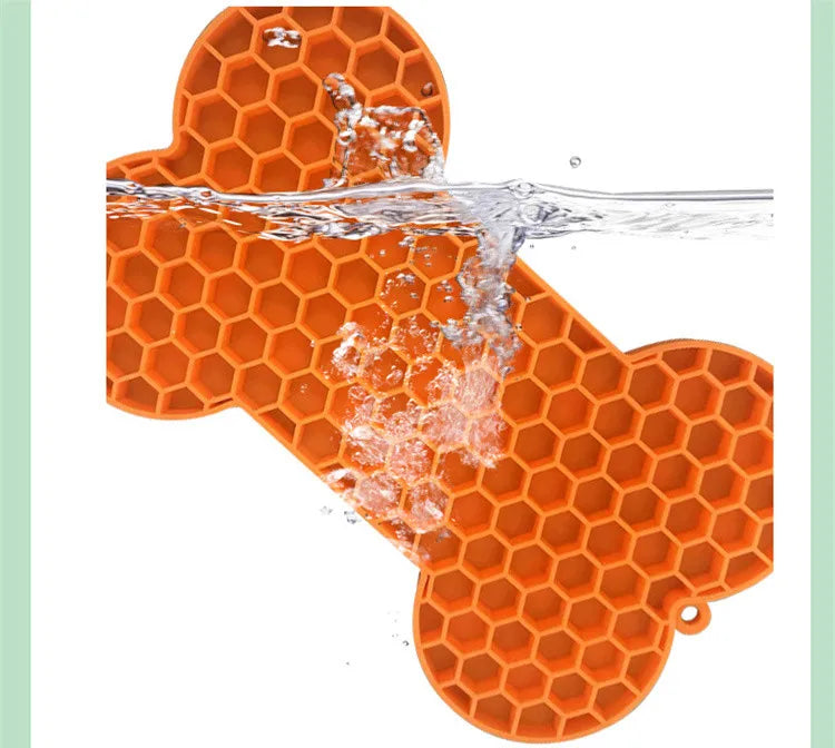 Pet Supplies Silicone Pet Licking Mat Cat Anti-choking With Slow Food Bowl Puppy Bath Distracted Licking Plate Cutlery